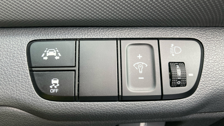 Hyundai IONIQ 1.6 GDi Hybrid Premium 5dr DCT Hybrid Hatchback